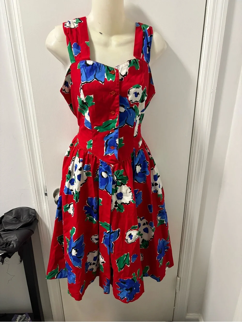 80s bold floral red sundress - Picture 1 of 9